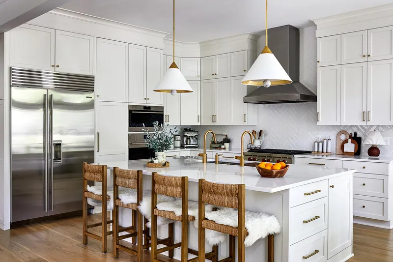 Crystal Cabinets alabaster cabinets in a kitchen